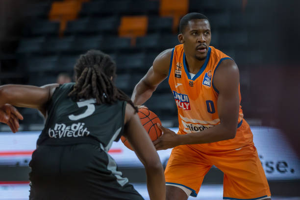 她们以出色 她们以出色